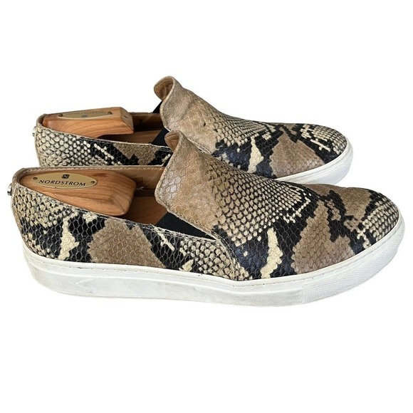 Aquatalia Women's Orilla Size 9 Sneakers Snake Embossed Leather Slip On - Picture 2 of 14